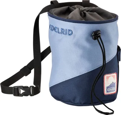 Chalk Bag Monoblock von Edelrid in Blau und Dunkelblau mit verstellbarem Gurt.