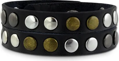 Productafbeelding van SilberDream Armband, leder en roestvrij staal, zwart, mannelijk model, wikkeldesign, artikelnummer LAP088S