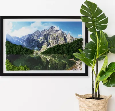 Produktbild von Moosbild mit Echtem Isländisch Moos - 60x40 cm - Schwarzer MDF-Rahmen - Tatra-Gebirge - Morskie Oko