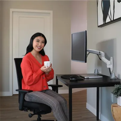 Produktbild von Ergotron LX Series LX Wall Monitor Arm, Schrauben, 11,3 kg, 50,8 cm (20"), 86,4 cm (34"), 100 x 100 mm, Weiß