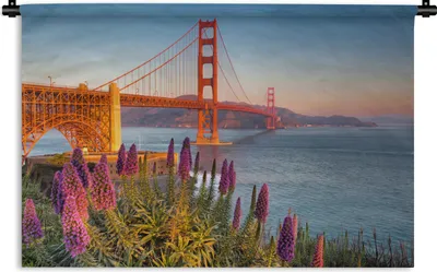 Produktbild von MuchoWow® Wandteppich Wandbehang Blick auf die Golden Gate Bridge mit rosa Blumen 90x60 cm Tapisserie Dekoration Wandtuch - Wandskulpturen - Bildteppich
