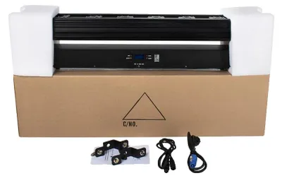 Obrázok produktu pre Laserové svetlo s pohyblivou hlavou, farebné efekty RGB, univerzálne možnosti ovládania, čierna farba, zástrčka EU