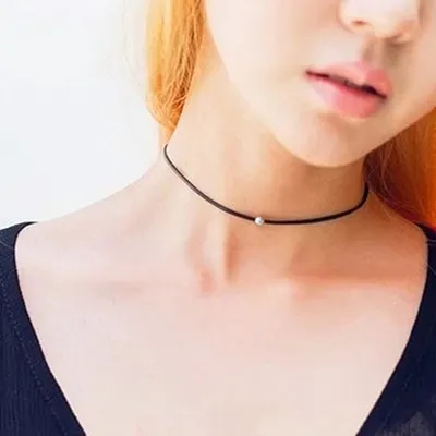 Produktbild von Frauen Casual Schwarz Punk Kunstleder Kette Perle Collor Schlüsselbein Halskette Geschenk