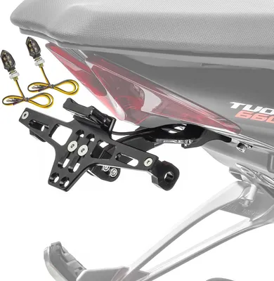 Immagine prodotto di Set di indicatori di direzione a LED per moto KP8 con marchio E + portatarga NH2