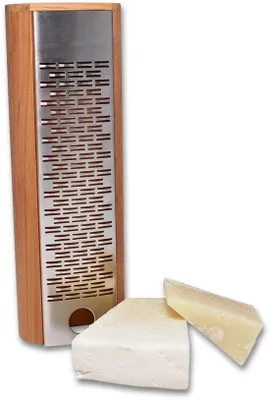 Produktbild von Käsehobel mit Kirschholzgriff und Edelstahlraspel, ideal für Hartkäse