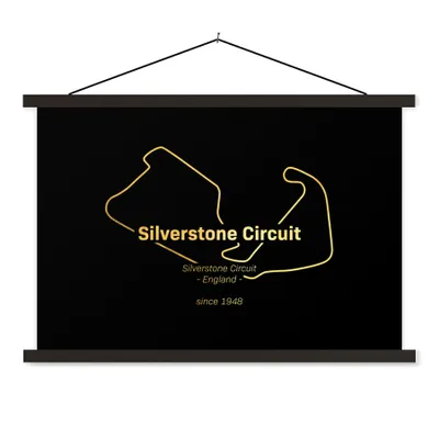Produktbild von MuchoWow® Textilposter F1 - Silverstone - England 90x60 cm mit schwarzem Rahmen - Aufhängungssatz