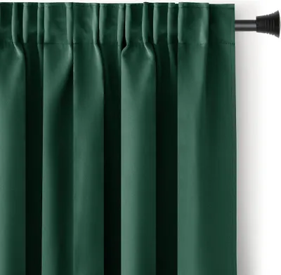 Zdjęcie produktu dla Zasłona blackout 90% na taśmie z szarfą 140x300 cm zielona Restilo