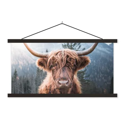 Produktbild von MuchoWow® Textilposter Schottischer Hochländer - Kuh - Tiere - Berg - Natur 120x60 cm mit schwarzem Rahmen - Dekoration Schlafzimmer