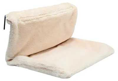 Obrázek produktu pro Závěsná pelíšek pro kočky, určený k zavěšení na radiátor, vyrobený z měkkého plyše, omyvatelný, rozměry 40x30 cm