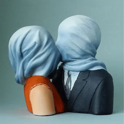 Produktbild von Skulptur - Die Liebenden - nach einem Motiv von Rene Magritte, 12,5 cm #05