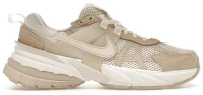 Produktbild von Nike V2K Run Sail Sand Drift (Women's) - EU 42
