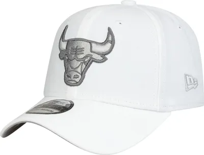 Produktbild von New Era 39Thirty Stretch Cap - Chicago Bulls optic white L/X