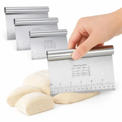 Produktbild von Teigschaber Edelstahl 4er Set mit Skala, Backschaber Set 15-30cm, rostfrei Teigkarte für Backen, Brot, Kuchen & Pizza, spülmaschinenfest
