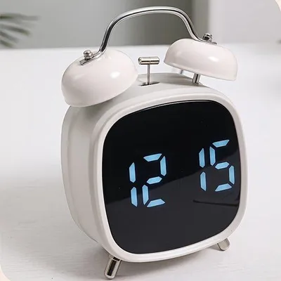 Immagine prodotto di Sveglia digitale con doppia suoneria, luminosità regolabile, alimentazione USB, plastica resistente, grande, bianca, per la camera da letto.