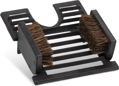 Produktbild von Robuster Gusseisen Schuhabstreifer im Rustikal-Antik Design mit Schuhzieher