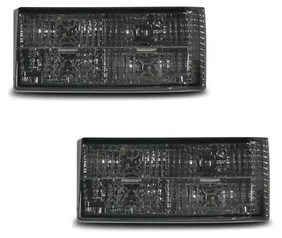 Für VW Golf 1 / Golf 1 Cabrio Heckleuchten Rückleuchten Links + Rechts Schwarz in der Farbe Schwarz von Jom Car-Parts GmbH