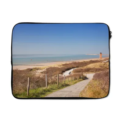 Produktbild von MuchoWow® Laptop Hülle 15 Zoll Strand - Meer - Leuchtturm - Niederlande Laptoptasche - Laptoptasche - Sleeve - Rundum-Schutz