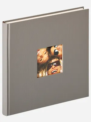 Zdjęcie produktu dla Designerski album fotograficzny Walther Fun 26x25 cm szary 40 białych stron