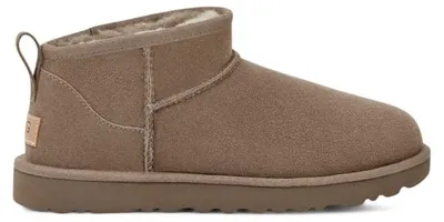 Imagen del producto de Bota UGG Classic Ultra Mini en color Smoke Plume (para mujer) - Talla EU 38