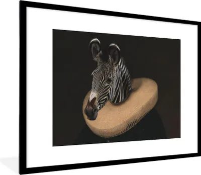 Produktbild von MuchoWow® Gerahmtes Poster Zebra - Gemälde - Alte Meister 80x60 cm - Poster mit Schwarzem Bilderrahmen Wandposter Rahmen Foto Bilder - Schlafzimmer-Dekorationen - Fotoposter