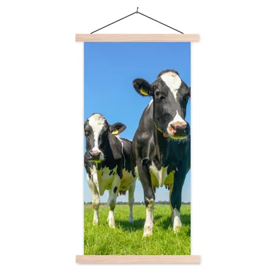 Produktbild von MuchoWow® Textilposter Kühe - Weide - Tiere - Bauernhof 60x120 cm mit holzfarbenen Rahmen - Holz