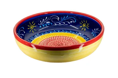 Produktbild von Kaladia Keramikschüsseln mittel Blau mit Sonne - ideal um allerlei Zutaten direkt in der Schüssel zu reiben -  Spain