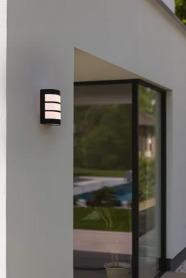 Zdjęcie produktu dla Kinkiet zewnętrzny NILA czarny 1xE27x40W metal wym:22x16x10cm IP44 Lutec