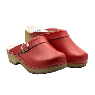 Produktbild von Damen Holzclogs aus Echtleder Rot – Bequeme Holzpantoletten mit verstellbarem Riemen 40