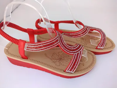 Produktbild von Sandale Rot Glitzersteinchen Grösse 36