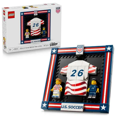 Produktbild von LEGO Editions Trikot der US-Fußballnationalmannschaft 2026 Spielzeug - 3D Modellbau mit Minifigur zum Sammeln - Deko für Kinder - Geschenk für Jungen, Mädchen ab 10 Jahren & erwachsene Fans - 43011