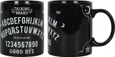 Produktbild von Schwarzer Kaffeebecher mit Hexenbrett Motiv