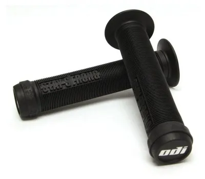 Image de ODI Poignées Stay Strong BMX 143 mm - Poignées Vélo en Caoutchouc Noir - Confort et Adhérence Supérieurs - Idéal pour BMX, VTT, Skateboard - Parfait pour Amateurs et Professionnels de Sports Extrêmes