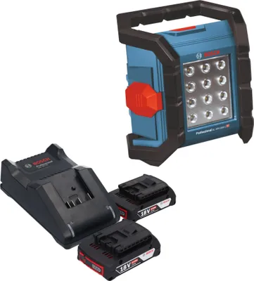 Image de Bosch GLI 18V-1200 C Professional Projecteur de chantier sans fil 18 V 1200 lm + 2x batterie 2,0 Ah + chargeur