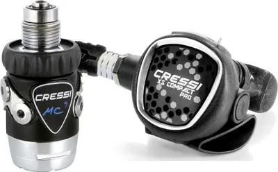 Produktbild von Cressi Xs Compact Pro Mc9sc Din 300 Tauchregler-set Schwarz,Silber  Schwarz,Silber One Size