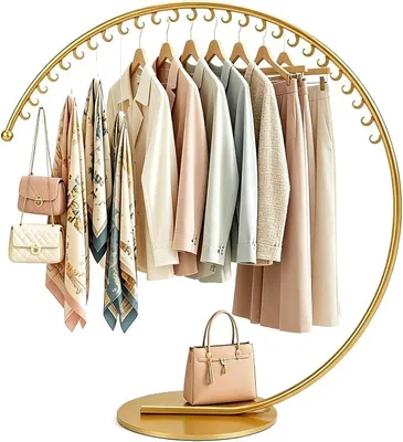 Immagine prodotto di Appendiabiti a forma di C con 26 ganci – Base circolare, colore oro, 160x150 cm | Appendiabiti autoportante per attività commerciali – stabile barra portabiti in metallo, ideale per boutique, camere da letto e negozi