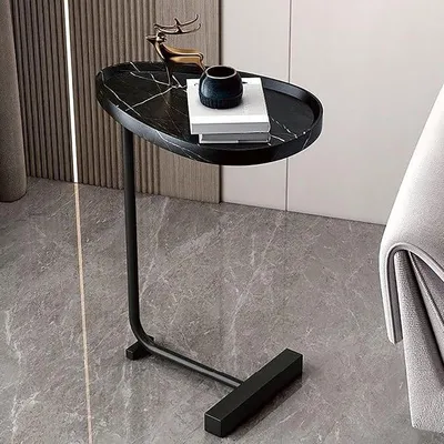 Imagen del producto de Mesa auxiliar en forma de C con altura ajustable y ruedas, giratoria 360°