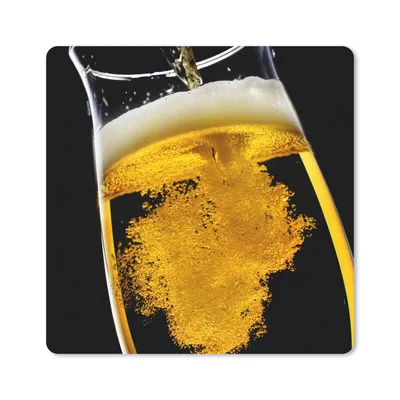 Obrázek produktu pro Podložka pod myš - Pivo se nalévá do pivní sklenice - 20x20cm - Podložka pod myš