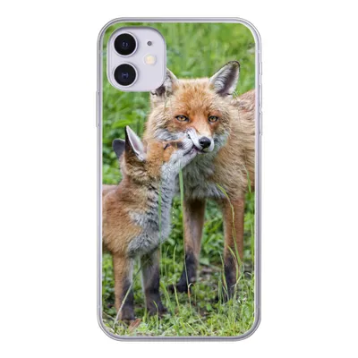 Produktbild von MuchoWow® Handyhülle Schutzhülle Hülle für iPhone 11 Füchse - Kind - Gras Silikon Softcase Handy Hülle - Handytasche
