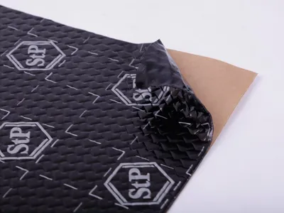 Obrázok produktu pre STP Black Silver – Súprava reproduktorov. Kombinovaný materiál na tlmenie vibrácií, určený na použitie v karosérii