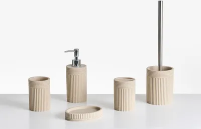 Produktbild von BELIANI Badezimmer Set 5-Teilig Hellbeige Kunstharz Seiloptik Rillenoptik Modern Seifenschale Seifenspender Zahnbürstenhalter Toilettenbürste Becher