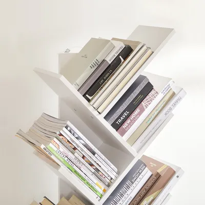 Produktbild von VASAGLE Bücherregal, Standregal, mit 8 Ebenen, DVD-Regal, in Baumform, für Wohnzimmer, Arbeitszimmer, Kinderzimmer, Büro, weiß LBC11WTV1