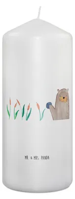 Produktbild von Mr. & Mrs. Panda Kerze Otter Stein 19 x 8 cm - Weiß - Geschenk, Grüßen, Erinnerungskerze, Seeotter, Blockkerze, Erinnerungslicht, Stumpenkerze, See, Pflanzen, Bedruckte