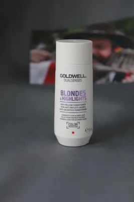 Zdjęcie produktu dla Goldwell Dualsenses Blondes & Highlights Anti-Yellow Conditioner 30ml