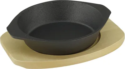 Produktbild von Servierpfanne Ø 19 cm aus Gusseisen mit Holzuntersetzer 1 Stück im Set