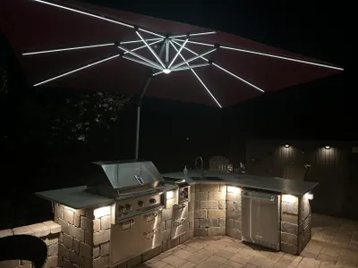 Produktbild von PURPLE LEAF Sonnenschirm mit LED Solar Beleuchtung Ampelschirm 300 x 400 cm Rechteckig Groß 360°Rota Außenbereich Alu, Balkonschirm XXL UV50+, Grau