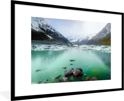Produktbild von MuchoWow® MuchoWow® Gerahmtes Poster Meer - Berge - Neuseeland 90x60 cm - Poster mit zchwarzem Bilderrahmen - Wanddekoration - Fotos