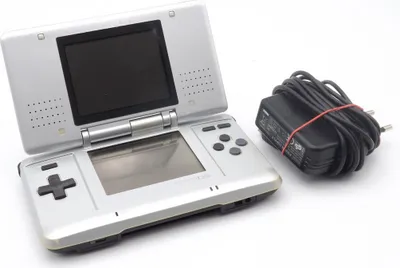 Obrázek produktu pro Ruční konzole Nintendo DS stříbrná