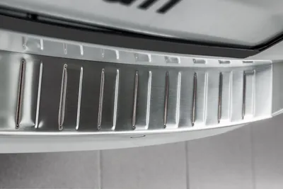 Produktbild von Edelstahl Ladekantenschutz für VW Touran 2 5T Abkantung 2015-