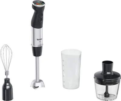 A set of kitchen appliances including a hand blender, a whisk attachment, a measuring cup, and a chopper attachment, displayed on a white background.