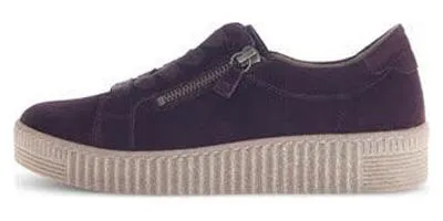 Productafbeelding van Gabor veterschoenen, modellen: 35012-4.5, 35012-5, 35012-5.5, 35012-6, 35012-6.5, 35012-7, 35012-7.5, 35012-8, 35012-8.5, 35012-9, 35045-7, 35052-3.5, 35052-4, 35052-4.5, 35052-5, 35052-5.5, 35052-6, 35052-6.5, 35052-7, 35052-7.5, 35052-8, 35052-8.5, 35052-9, 35012-9.5, 35052-9.5, 42163-3.5, 42163-4.5, 42163-5, 42163-5.5, 42163-6, 42163-6.5, 42163-7, 42163-7.5, GAB-73-334, kleur: mulberry, maat 6